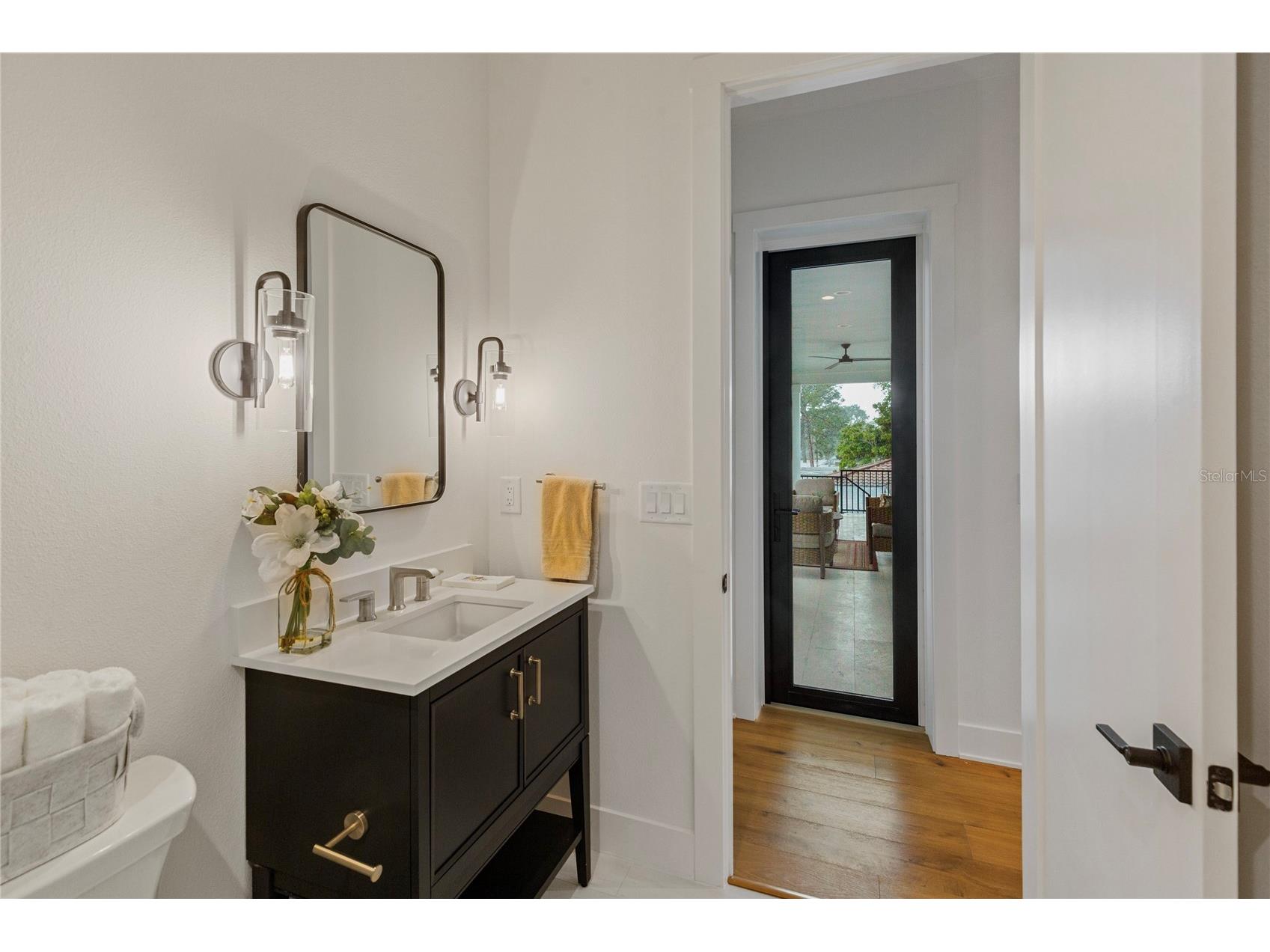 220 90th Avenue NE Saint Petersburg FL 33702 TB8423274 image28