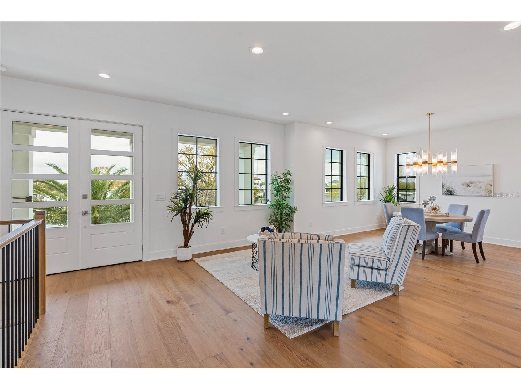 220 90th Avenue NE Saint Petersburg FL 33702 TB8423274 image29