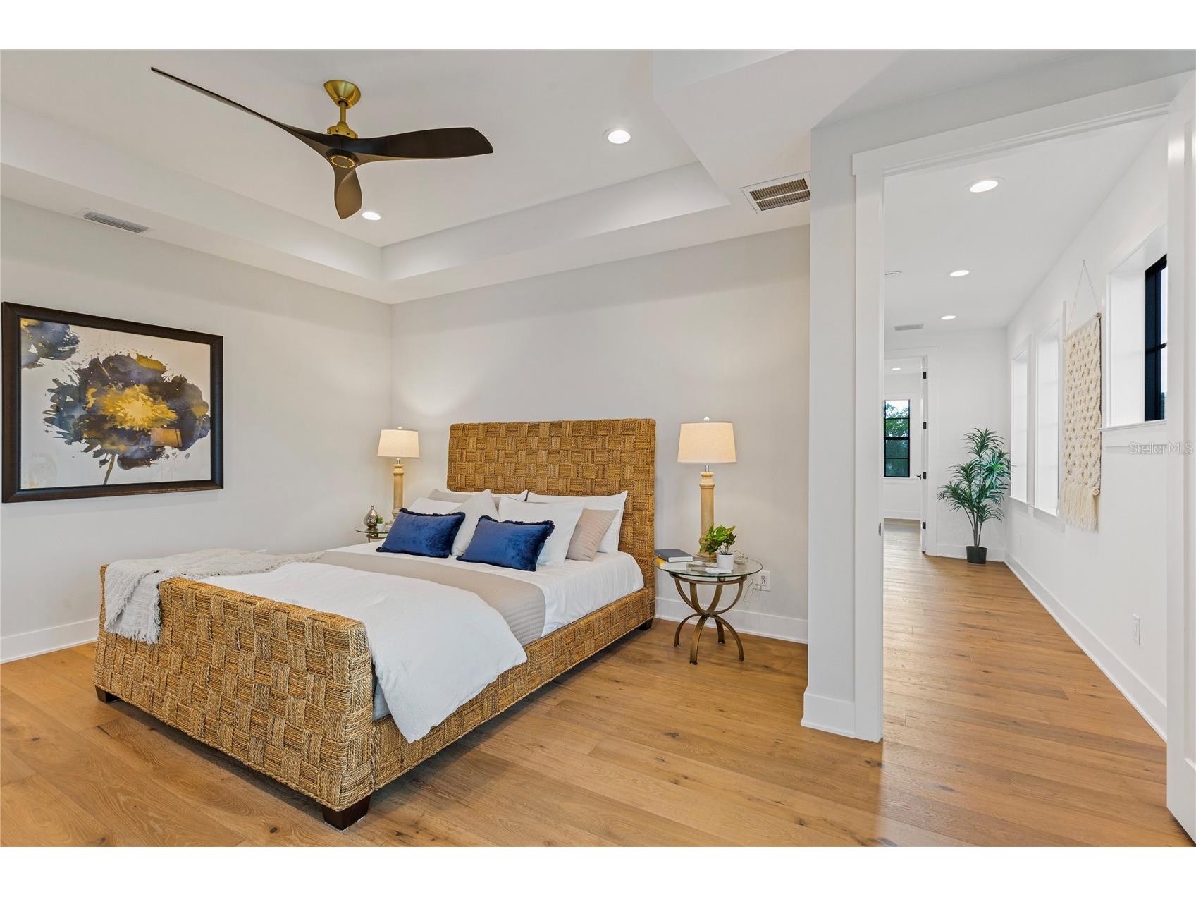 220 90th Avenue NE Saint Petersburg FL 33702 TB8423274 image37