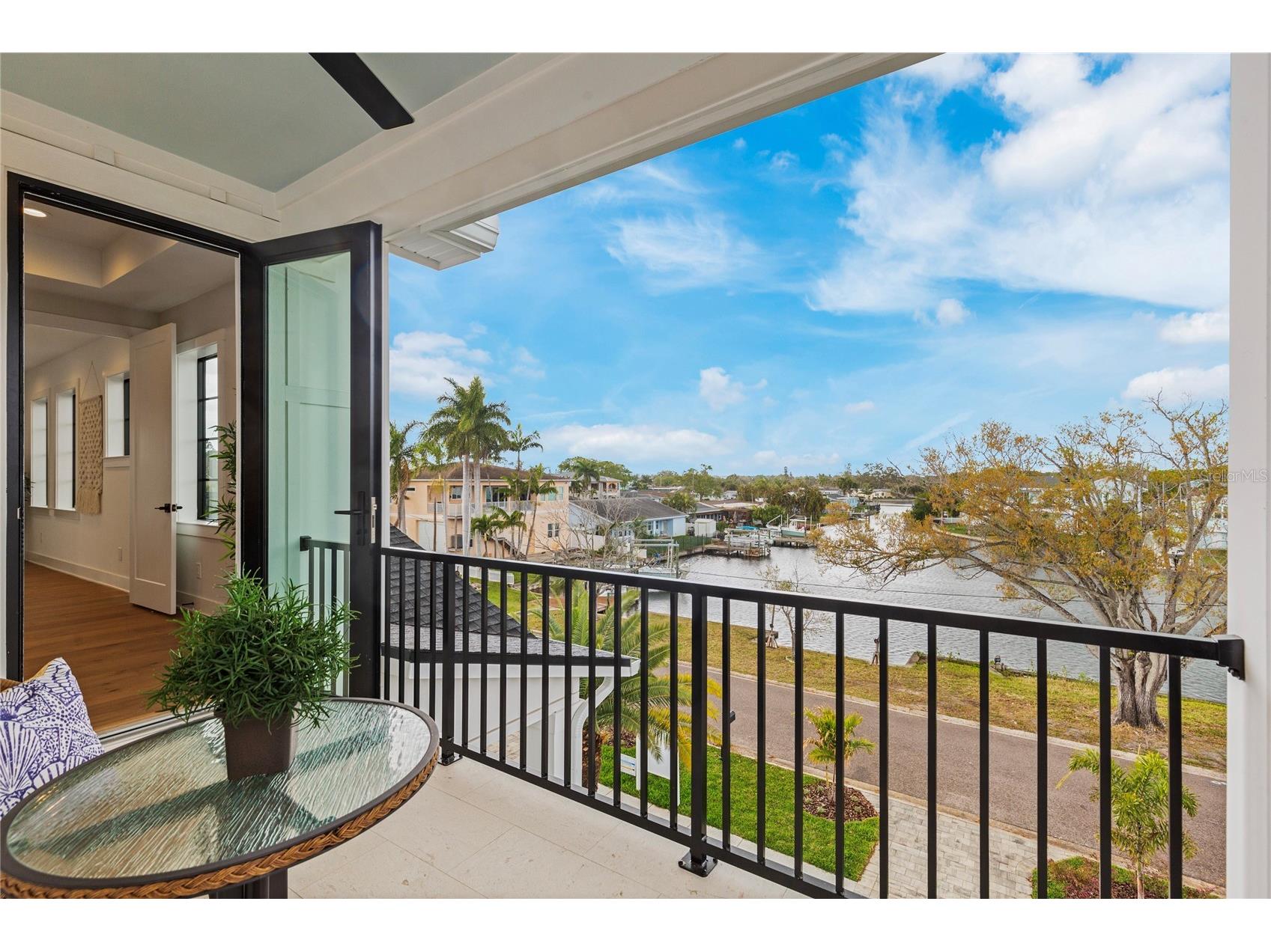 220 90th Avenue NE Saint Petersburg FL 33702 TB8423274 image42