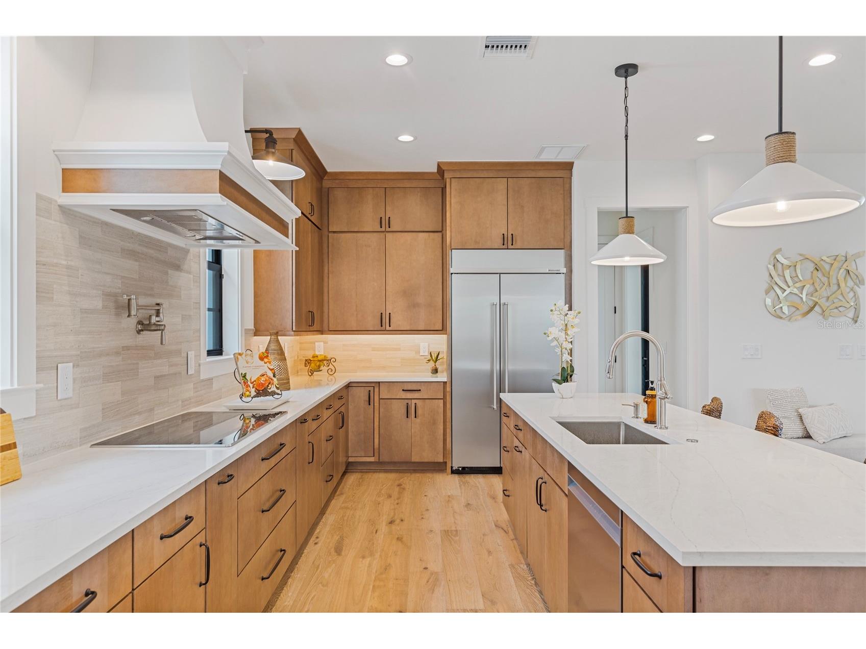 220 90th Avenue NE Saint Petersburg FL 33702 TB8423274 image8
