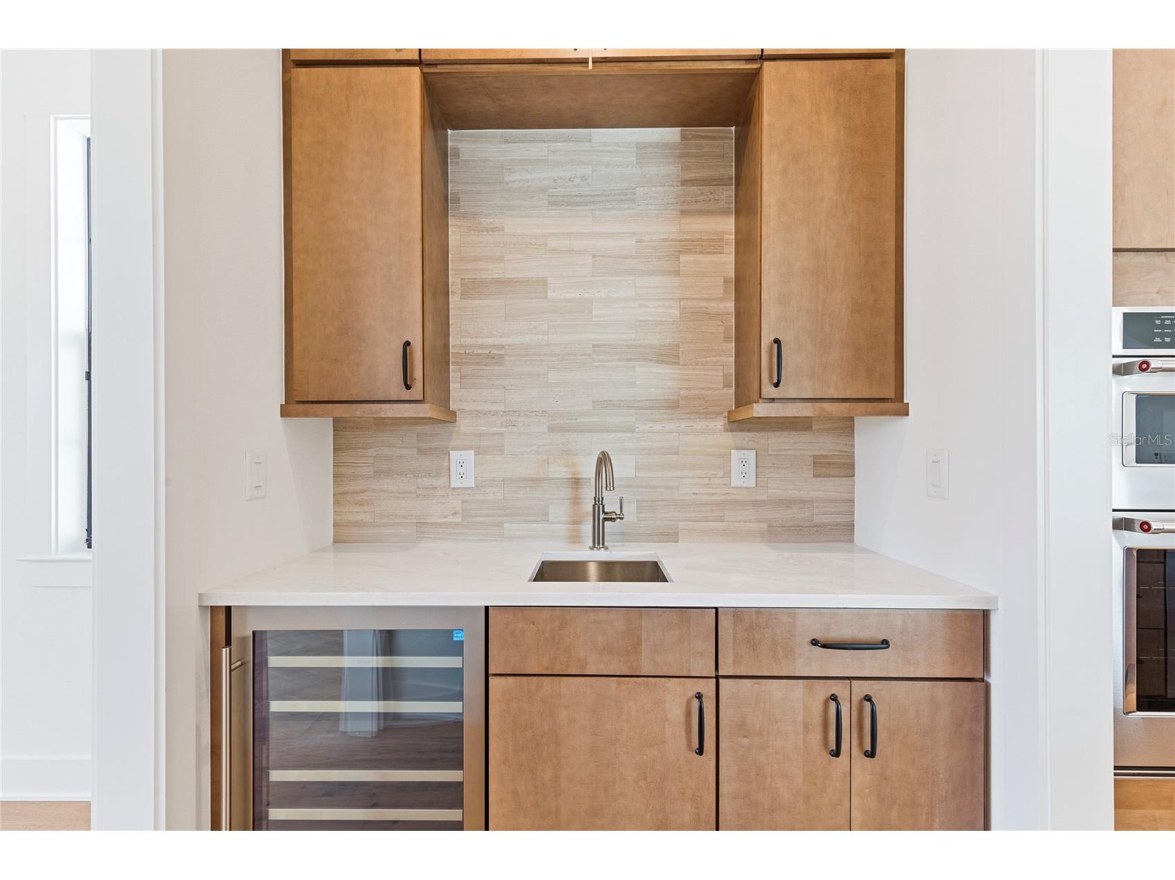 220 90th Avenue NE Saint Petersburg FL 33702 TB8423274 image82