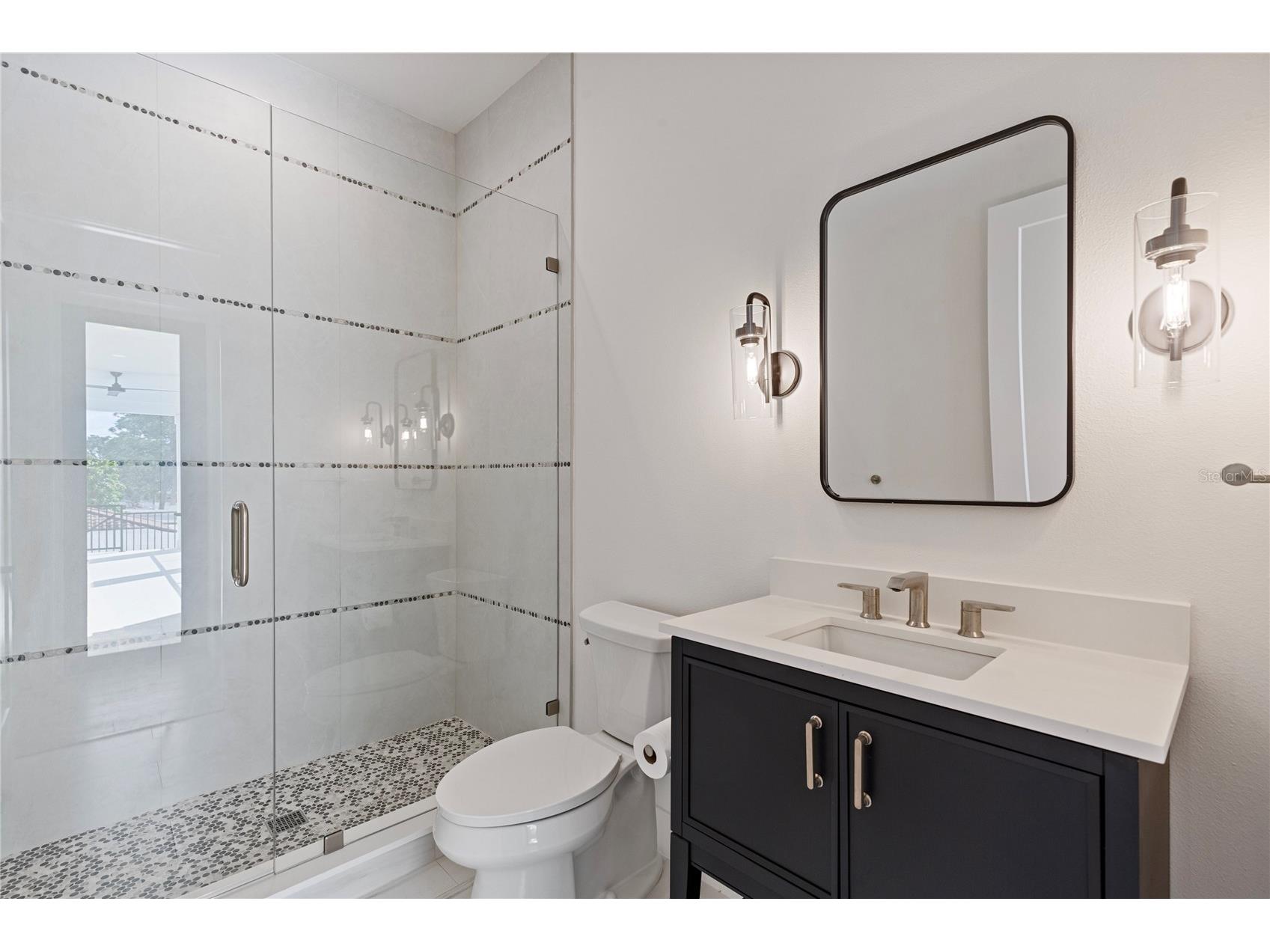 220 90th Avenue NE Saint Petersburg FL 33702 TB8423274 image88