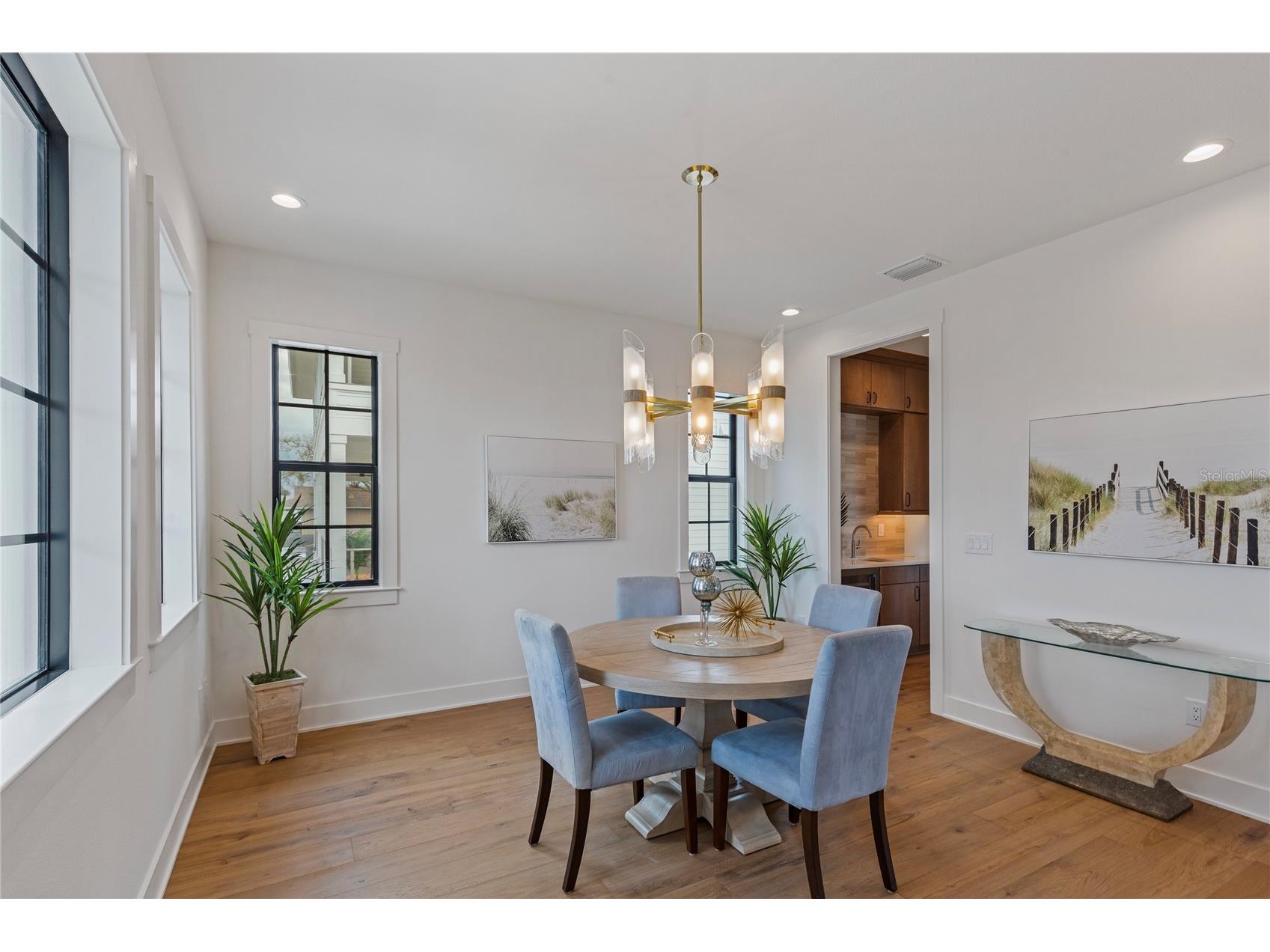 220 90th Avenue NE Saint Petersburg FL 33702 TB8523597 image34
