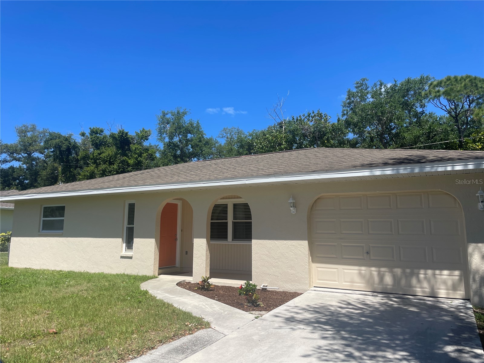 220 Avalon Road Venice FL 34293 A4694977 image1