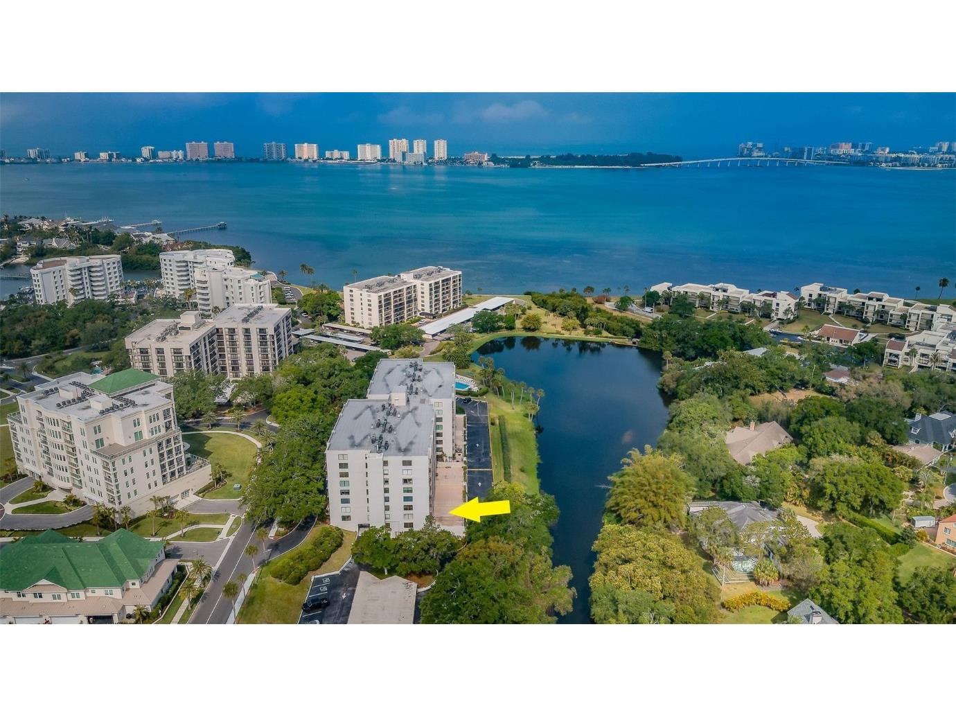 220 Belleview Boulevard #104 Belleair FL 33756 U8196629 image1