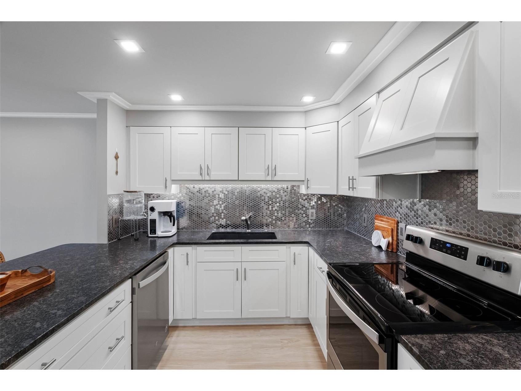 220 Belleview Boulevard #108 Belleair FL 33756 - HAROLD'S LAKE TB8505943 image13