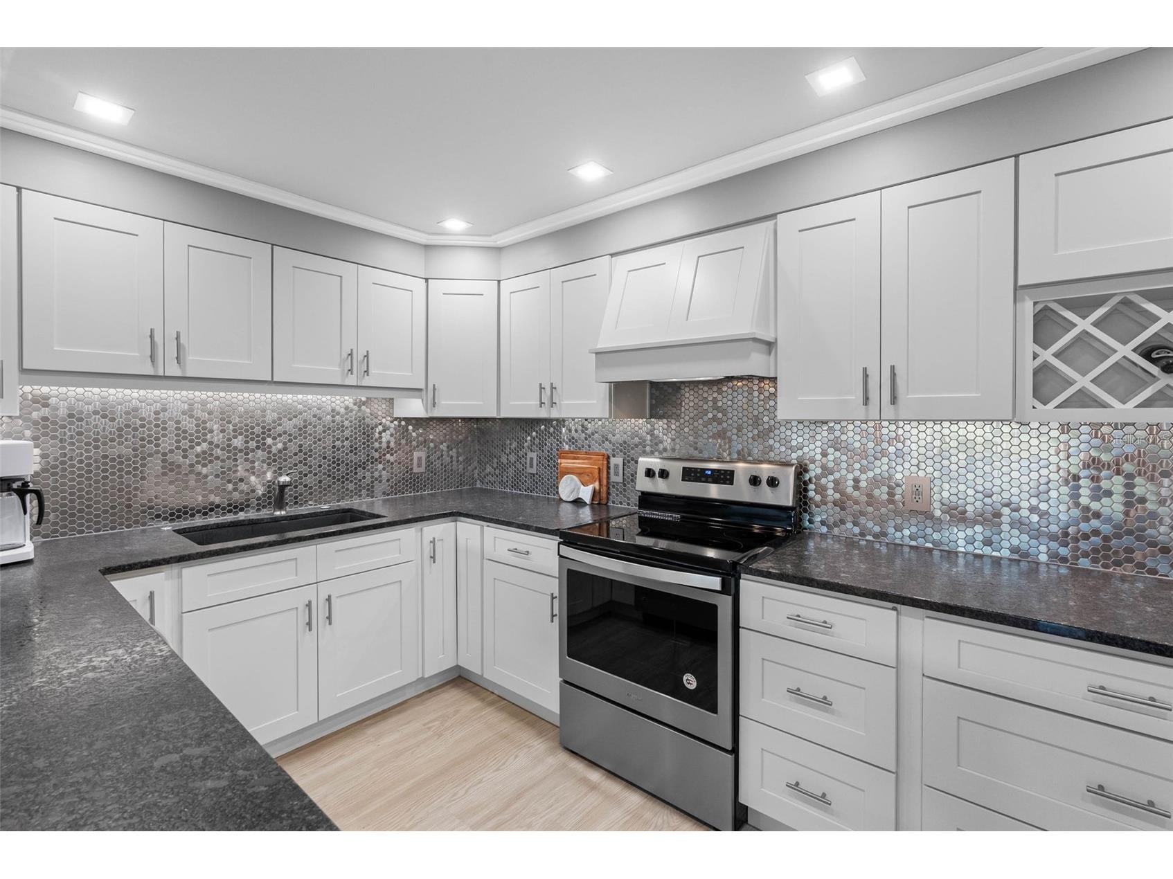 220 Belleview Boulevard #108 Belleair FL 33756 - HAROLD'S LAKE TB8505943 image16