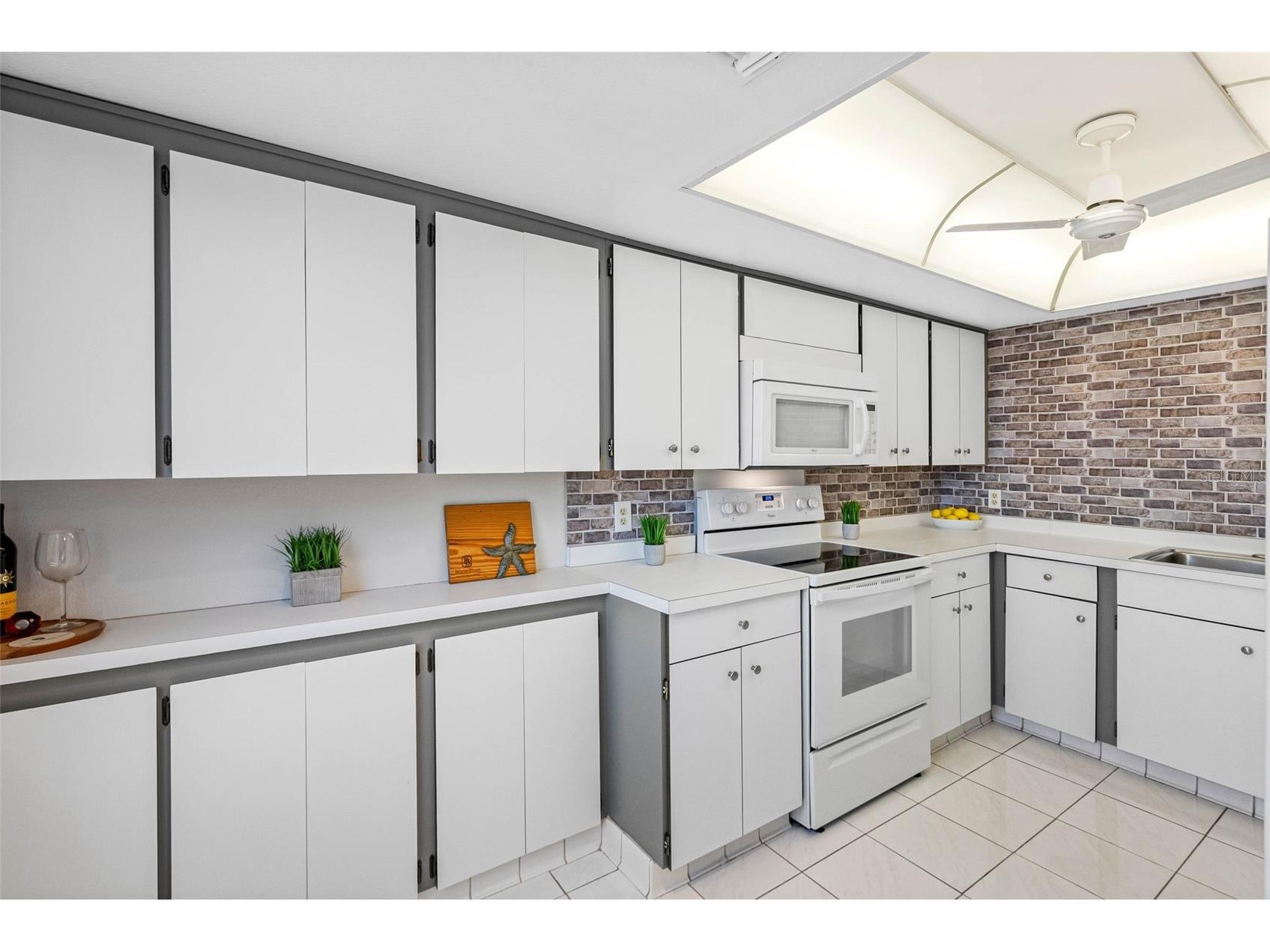 220 Belleview Boulevard #310 Belleair FL 33756 - HAROLD'S LAKE TB8480473 image13