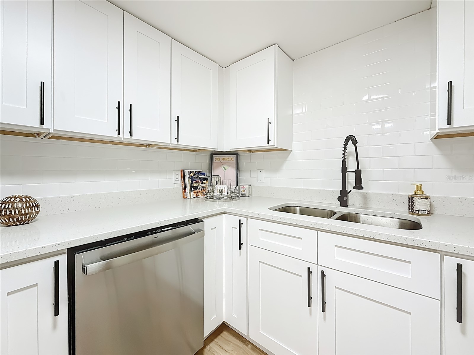220 Belleview Boulevard #412 Belleair FL 33756 TB8455742 image13