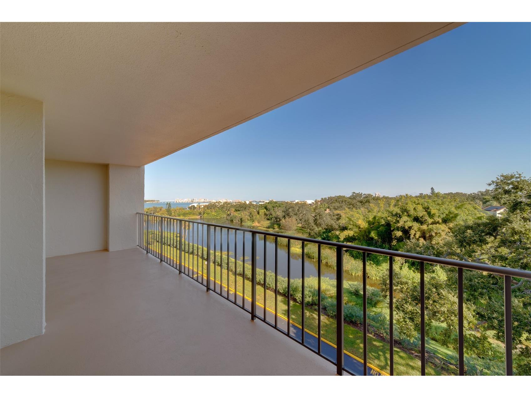 220 Belleview Boulevard #504 Belleair FL 33756 TB8440309 image16