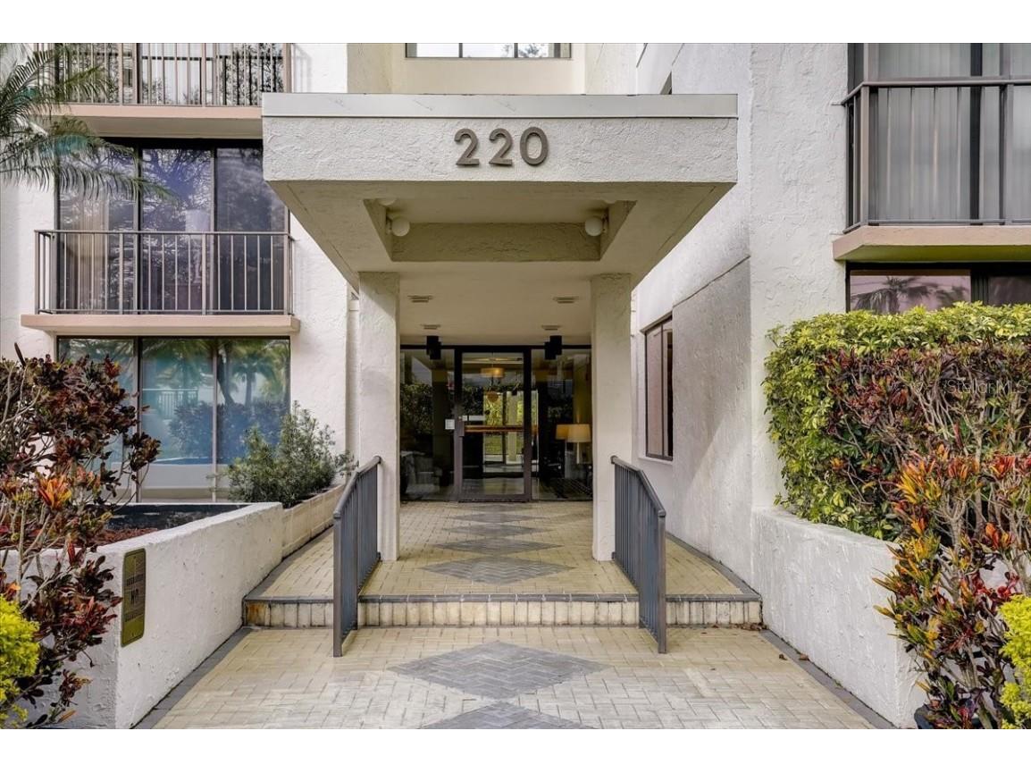 220 Belleview Boulevard #801 Belleair FL 33756 - HAROLD'S LAKE U8187156 image1