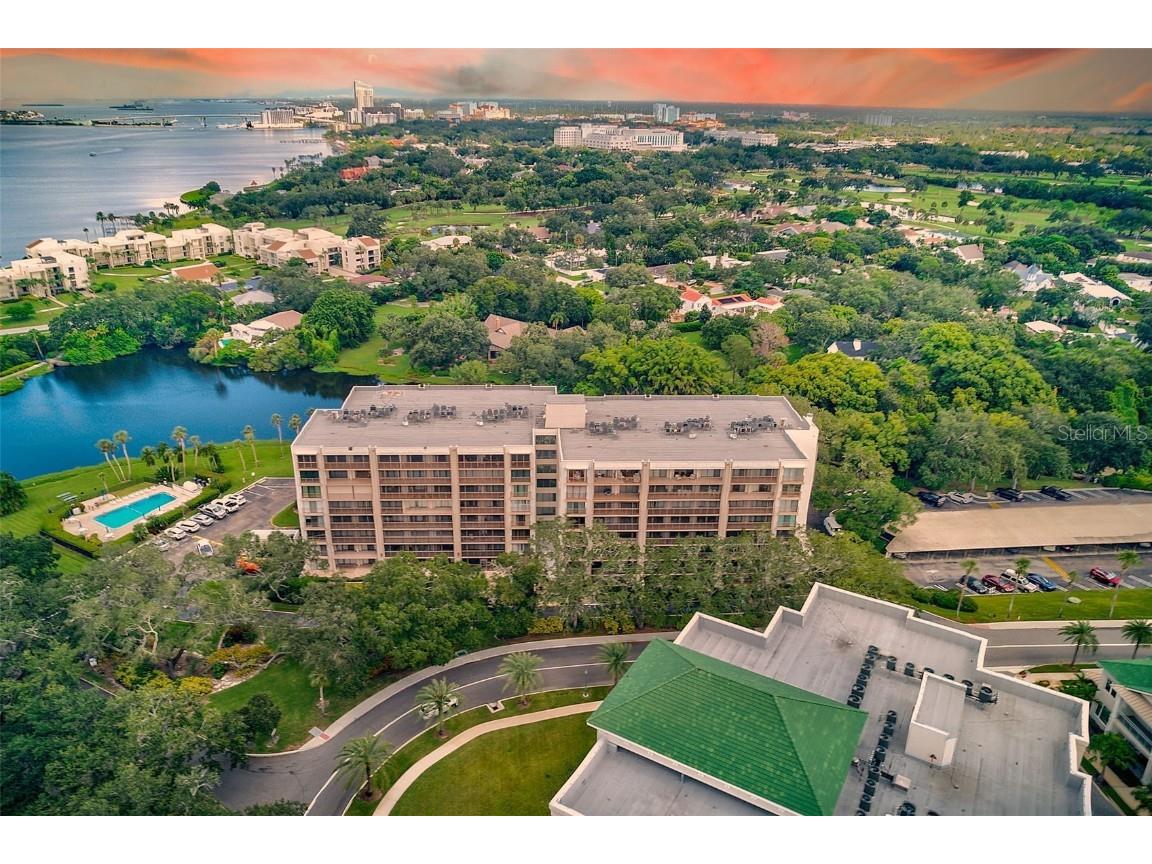 220 Belleview Boulevard #811 Belleair FL 33756 TB8343155 image1