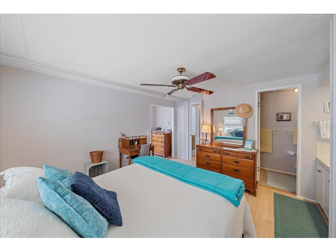 220 Bimini Drive Palmetto FL 34221 A4674261 image13