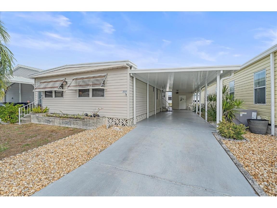 220 Bimini Drive Palmetto FL 34221 A4674261 image3