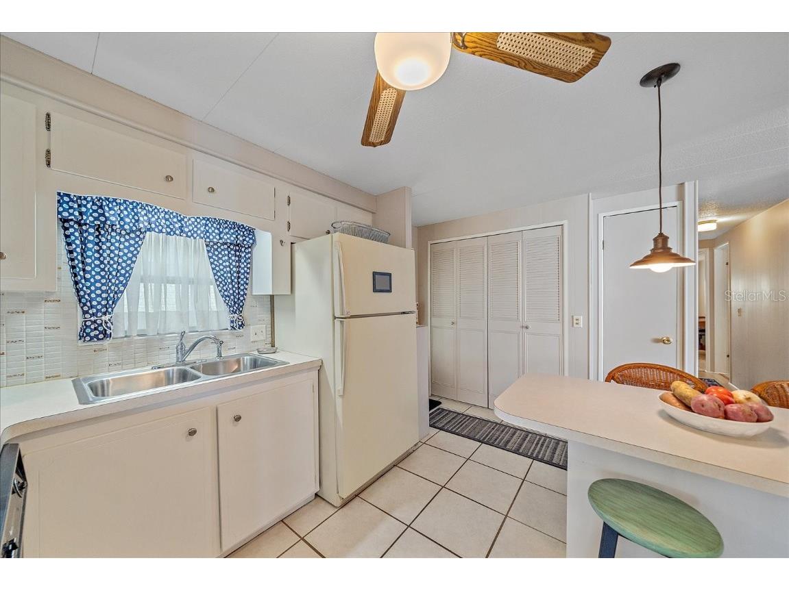 220 Bimini Drive Palmetto FL 34221 A4674261 image32