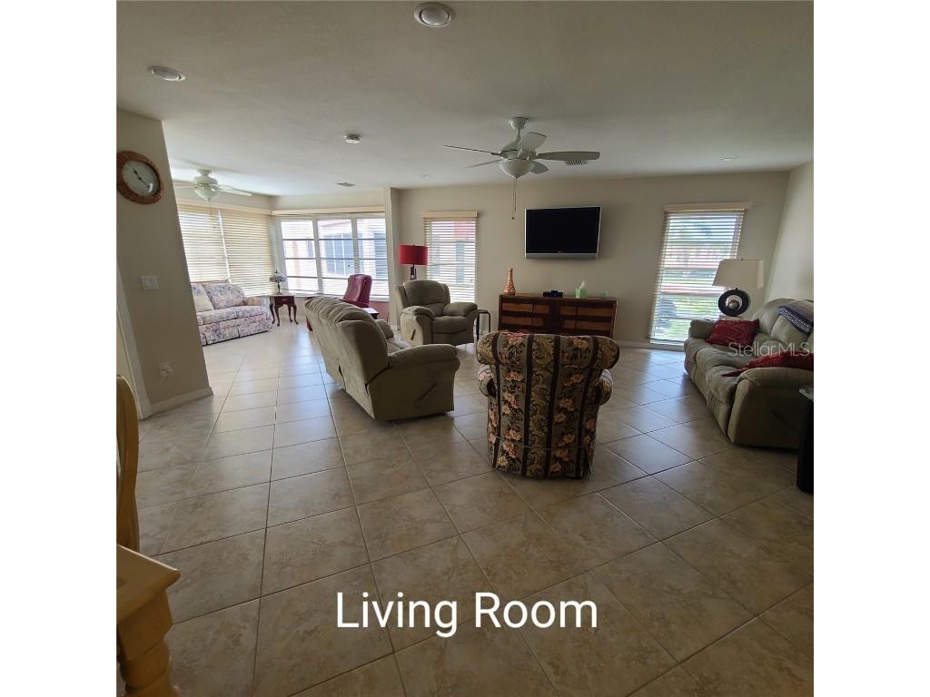 220 Buttonwood Circle #220 Seminole FL 33777 TB8445583 image10