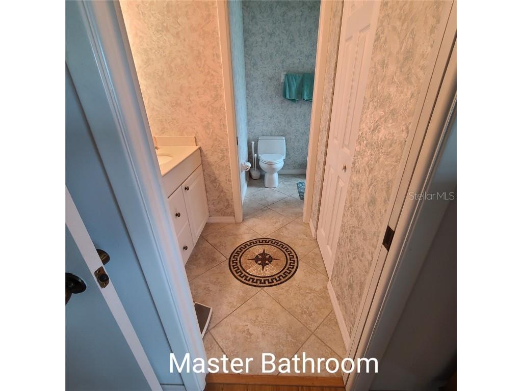 220 Buttonwood Circle #220 Seminole FL 33777 TB8445583 image27