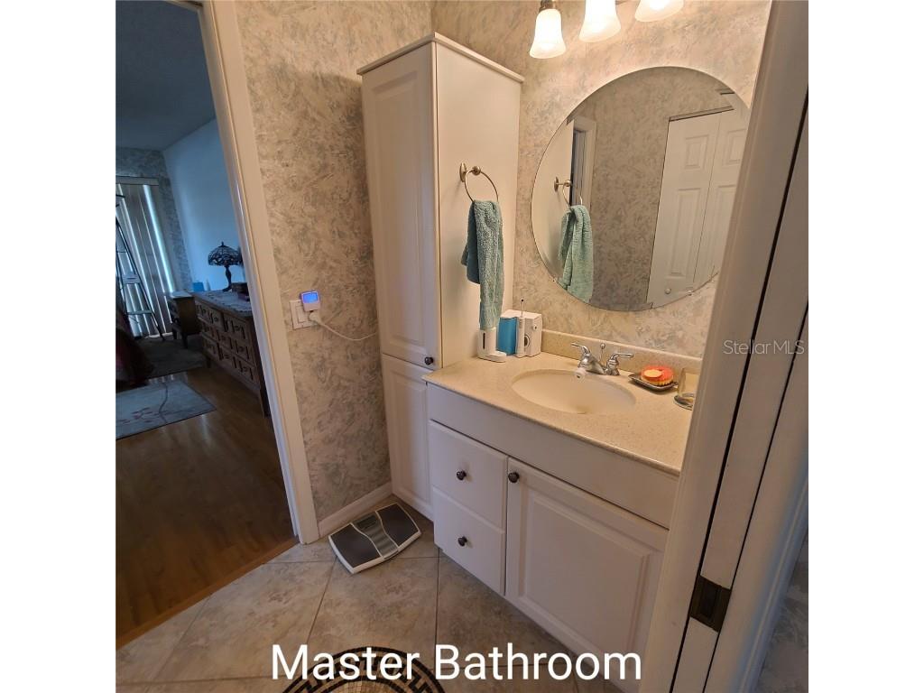 220 Buttonwood Circle #220 Seminole FL 33777 TB8445583 image28