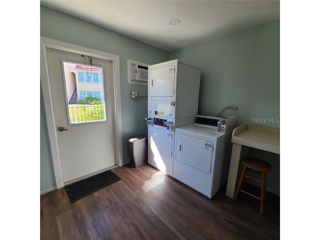 220 Buttonwood Circle #220 Seminole FL 33777 TB8445583 image56