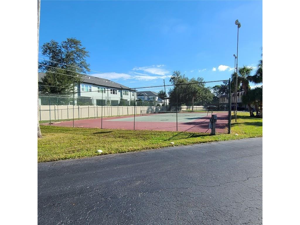 220 Buttonwood Circle #220 Seminole FL 33777 TB8445583 image67