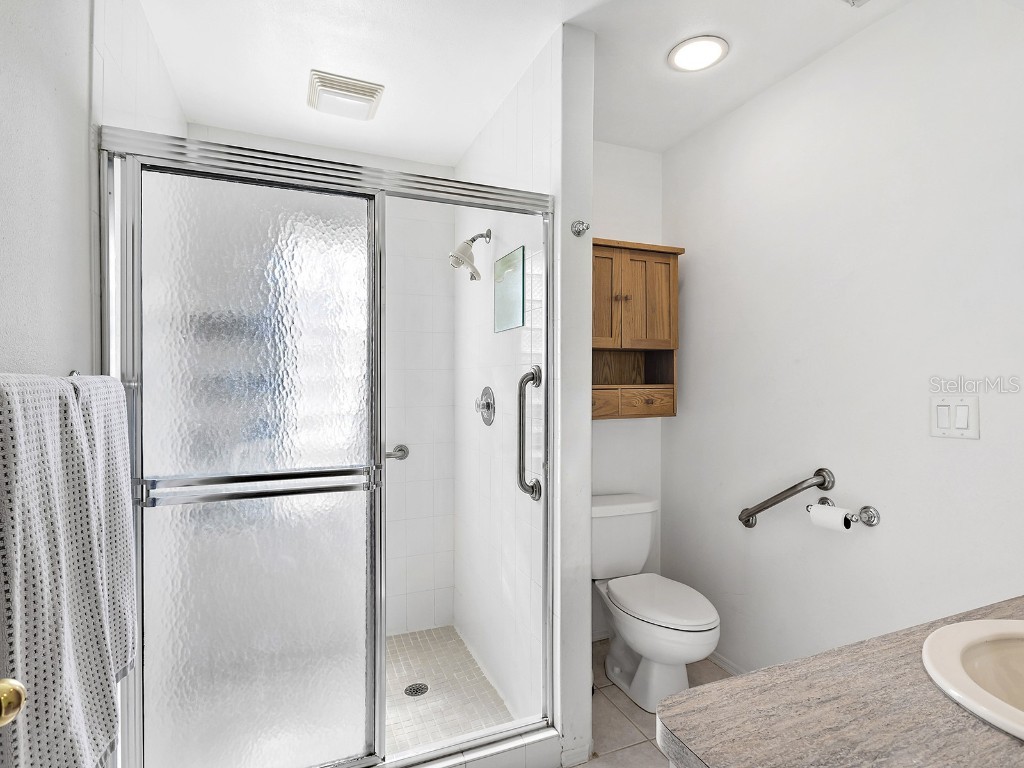 220 Chartley Court N Sarasota FL 34232 A4672308 image18