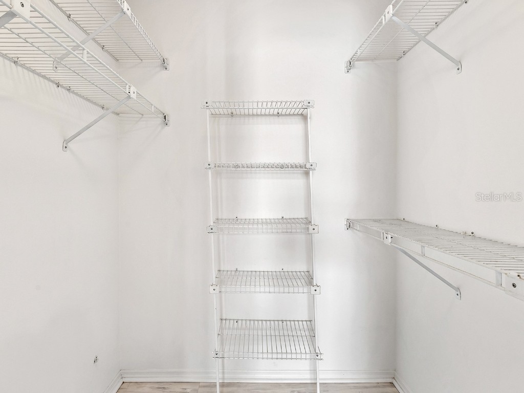 220 Chartley Court N Sarasota FL 34232 A4672308 image21