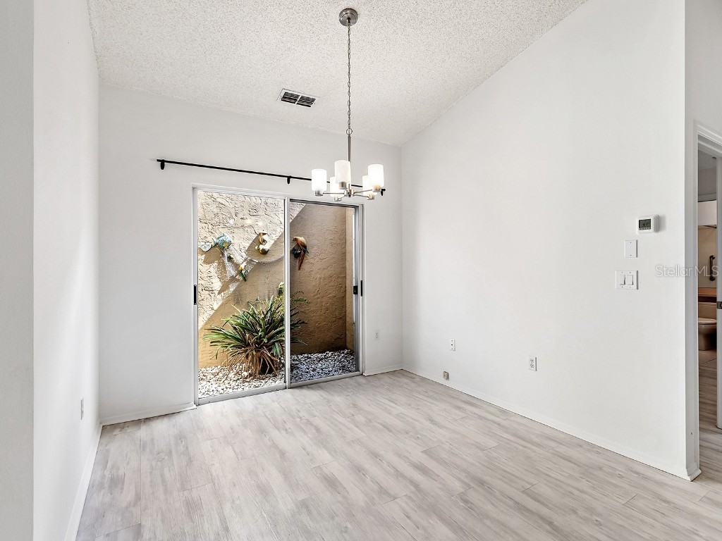 220 Chartley Court N Sarasota FL 34232 A4672308 image23