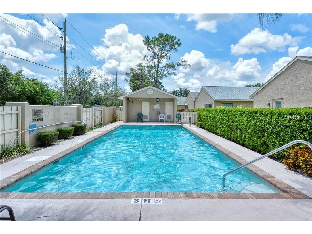 220 Chartley Court N Sarasota FL 34232 A4672308 image26