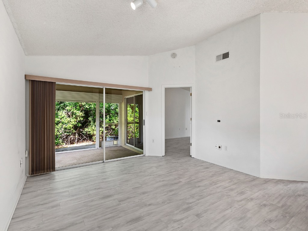 220 Chartley Court N Sarasota FL 34232 A4672308 image9