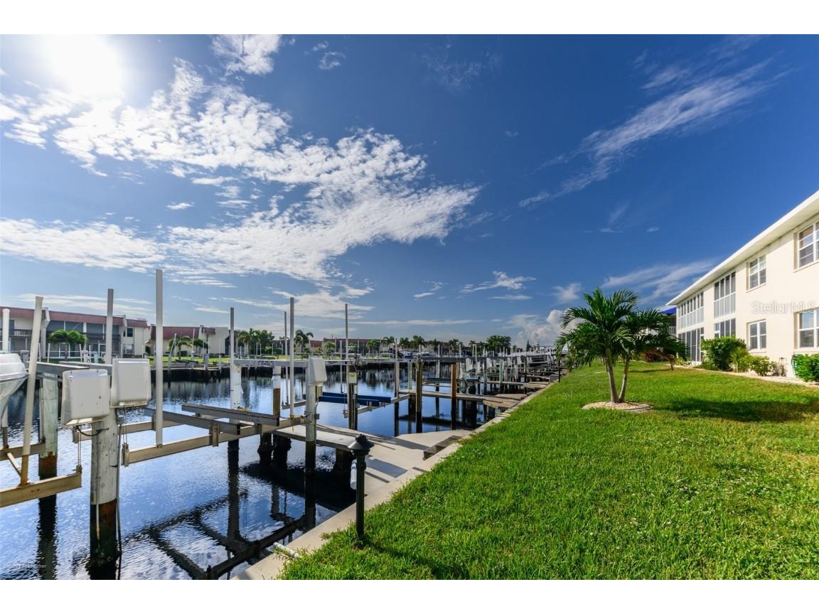 220 Coldeway Drive #112 Punta Gorda FL 33950 C7514305 image1