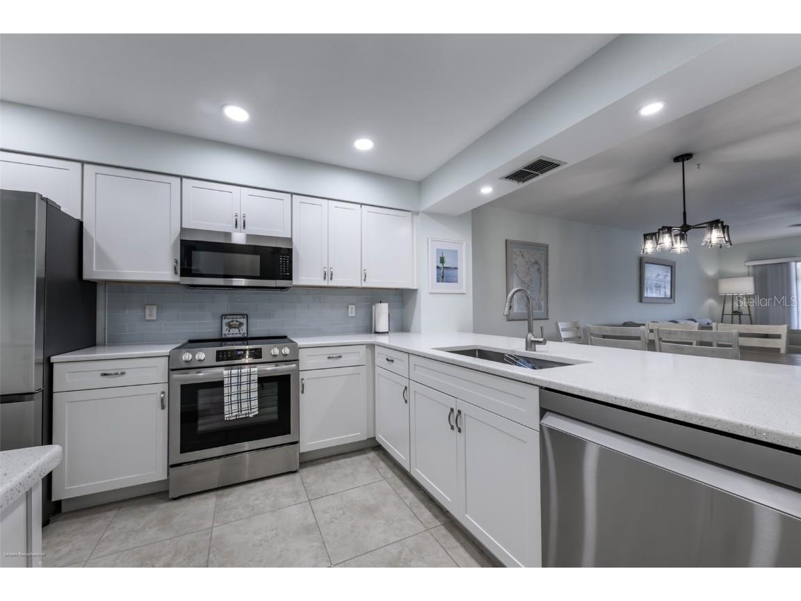 220 Coldeway Drive #112 Punta Gorda FL 33950 C7514305 image6