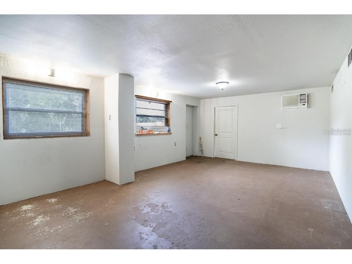 220 Davenport Boulevard Davenport FL 33837 P4935117 image16