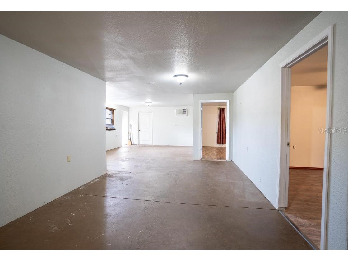 220 Davenport Boulevard Davenport FL 33837 P4935117 image17