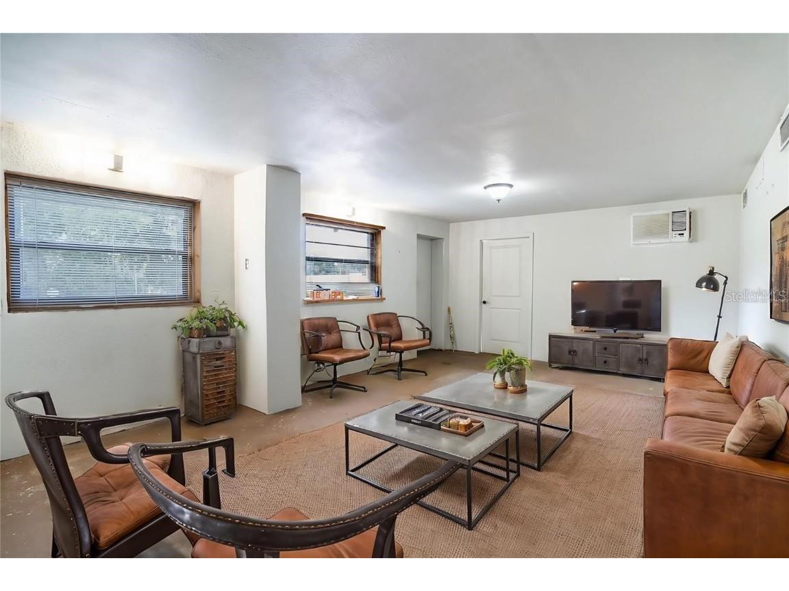 220 Davenport Boulevard Davenport FL 33837 P4935117 image7