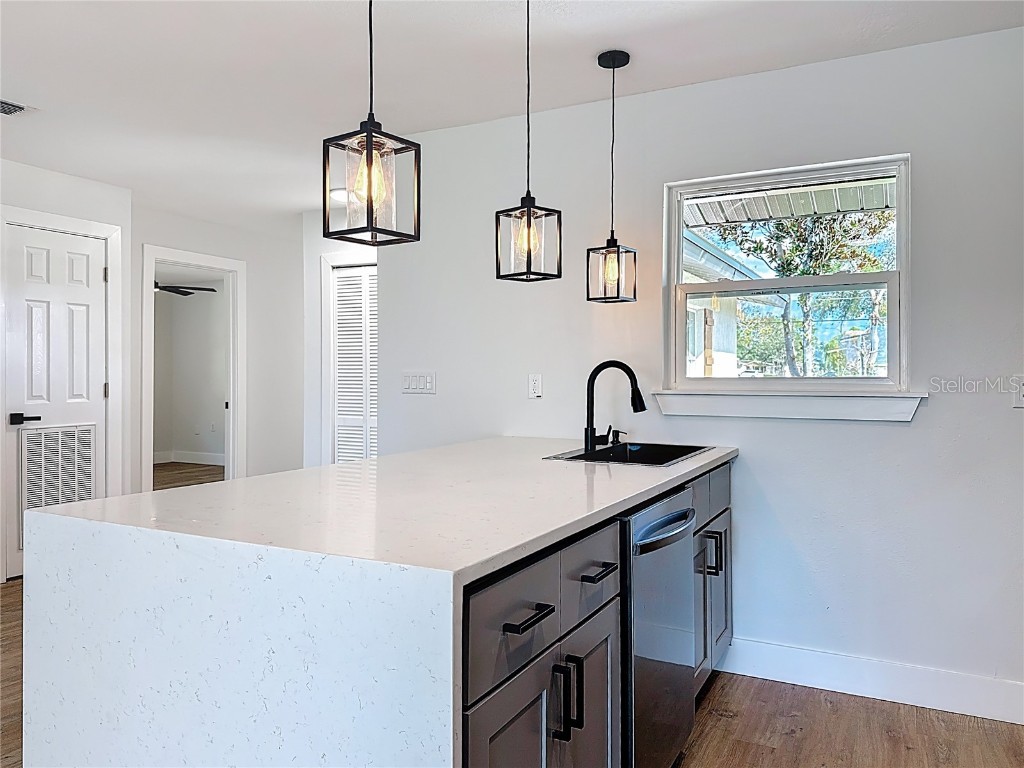 220 Domino Drive Orlando FL 32805 O6356965 image12