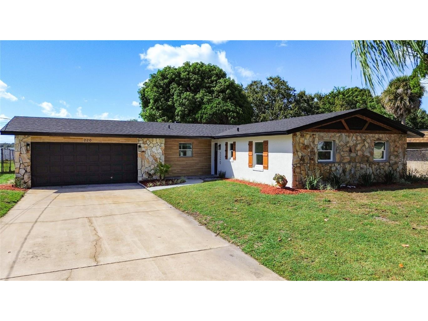 220 Domino Drive Orlando FL 32805 O6356965 image2