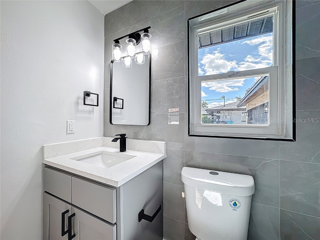 220 Domino Drive Orlando FL 32805 O6356965 image24