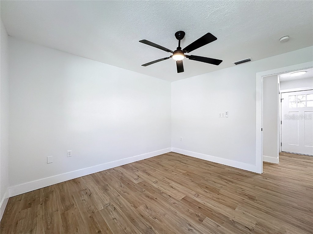 220 Domino Drive Orlando FL 32805 O6356965 image33