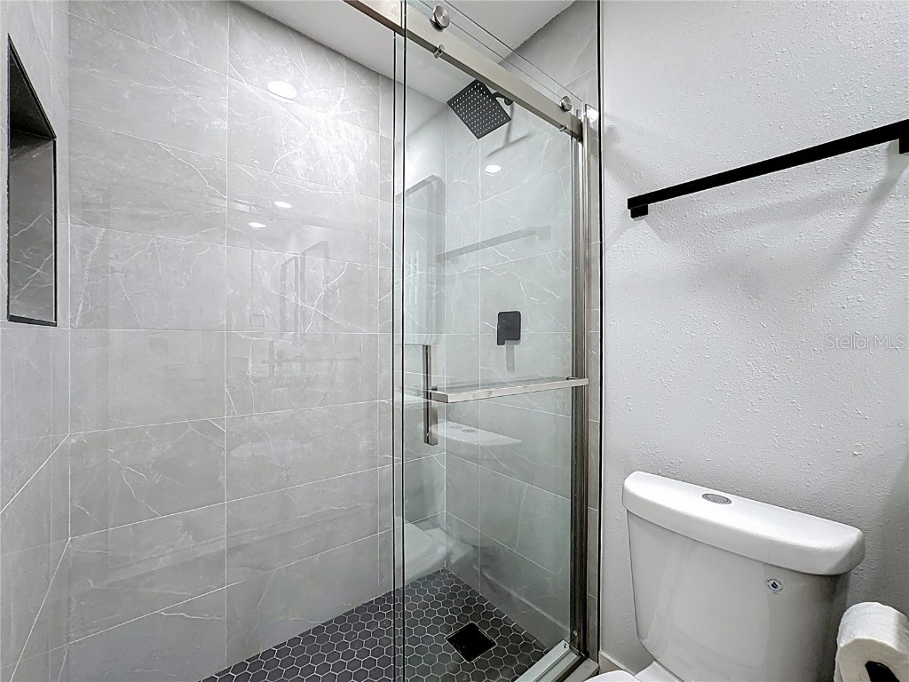 220 Domino Drive Orlando FL 32805 O6356965 image38