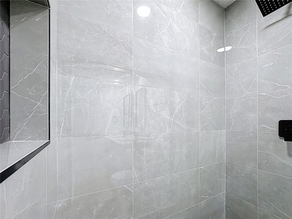 220 Domino Drive Orlando FL 32805 O6356965 image39