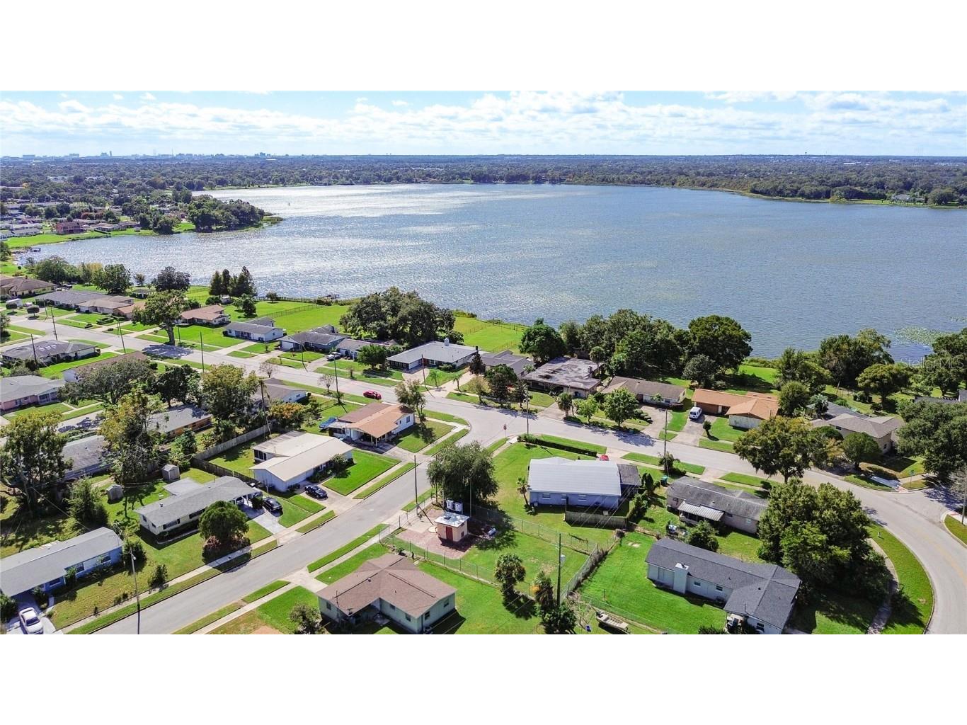 220 Domino Drive Orlando FL 32805 O6356965 image59