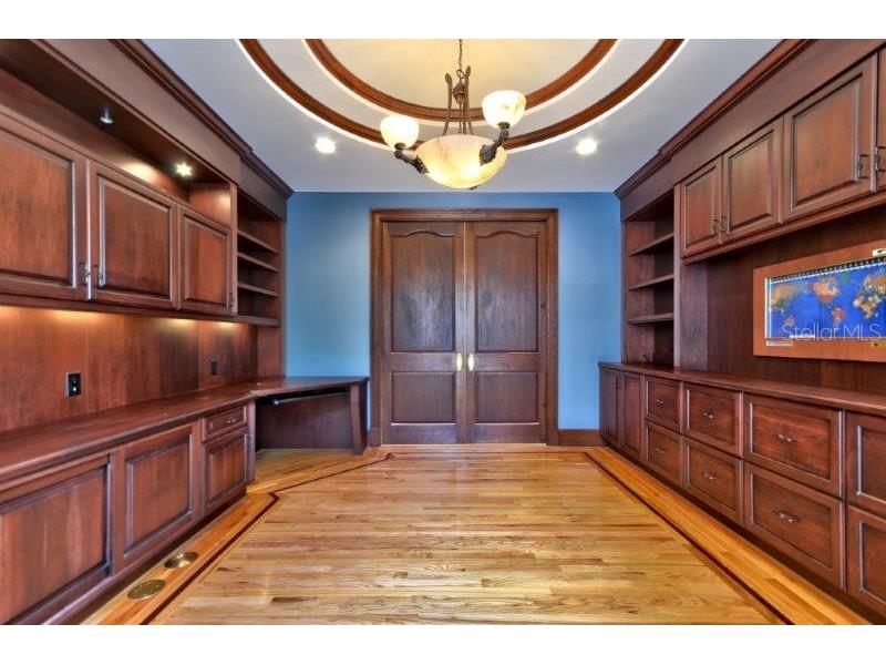 220 Gulf Boulevard #8 Belleair Beach FL 33786 TB8474498 image10