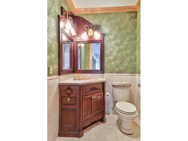 220 Gulf Boulevard #8 Belleair Beach FL 33786 TB8474498 image16