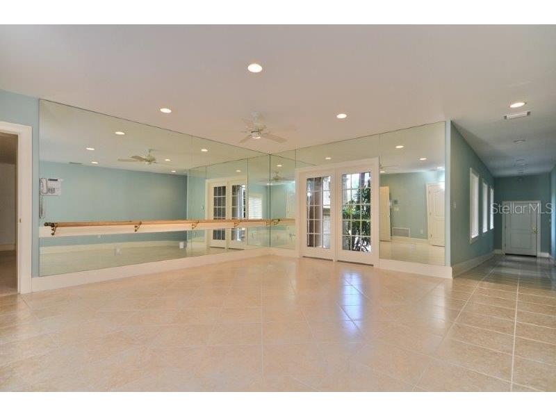 220 Gulf Boulevard #8 Belleair Beach FL 33786 TB8474498 image19