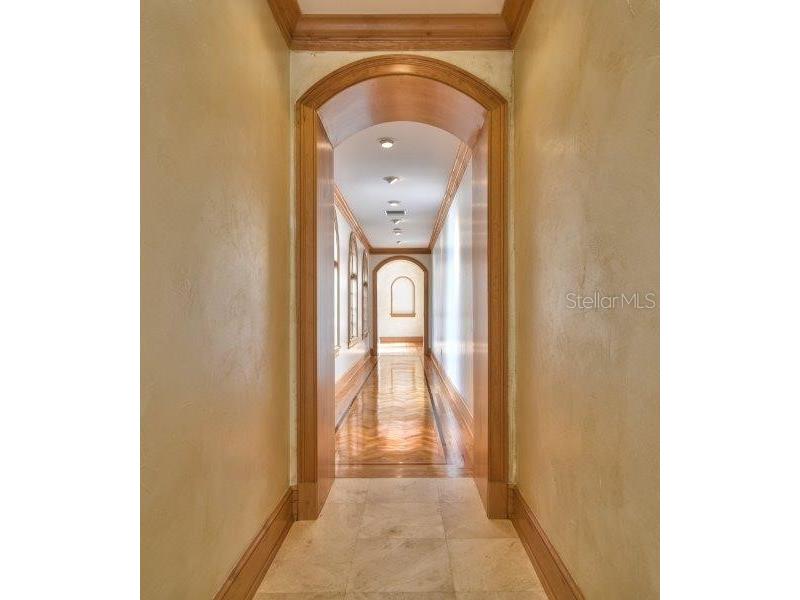 220 Gulf Boulevard #8 Belleair Beach FL 33786 TB8474498 image9