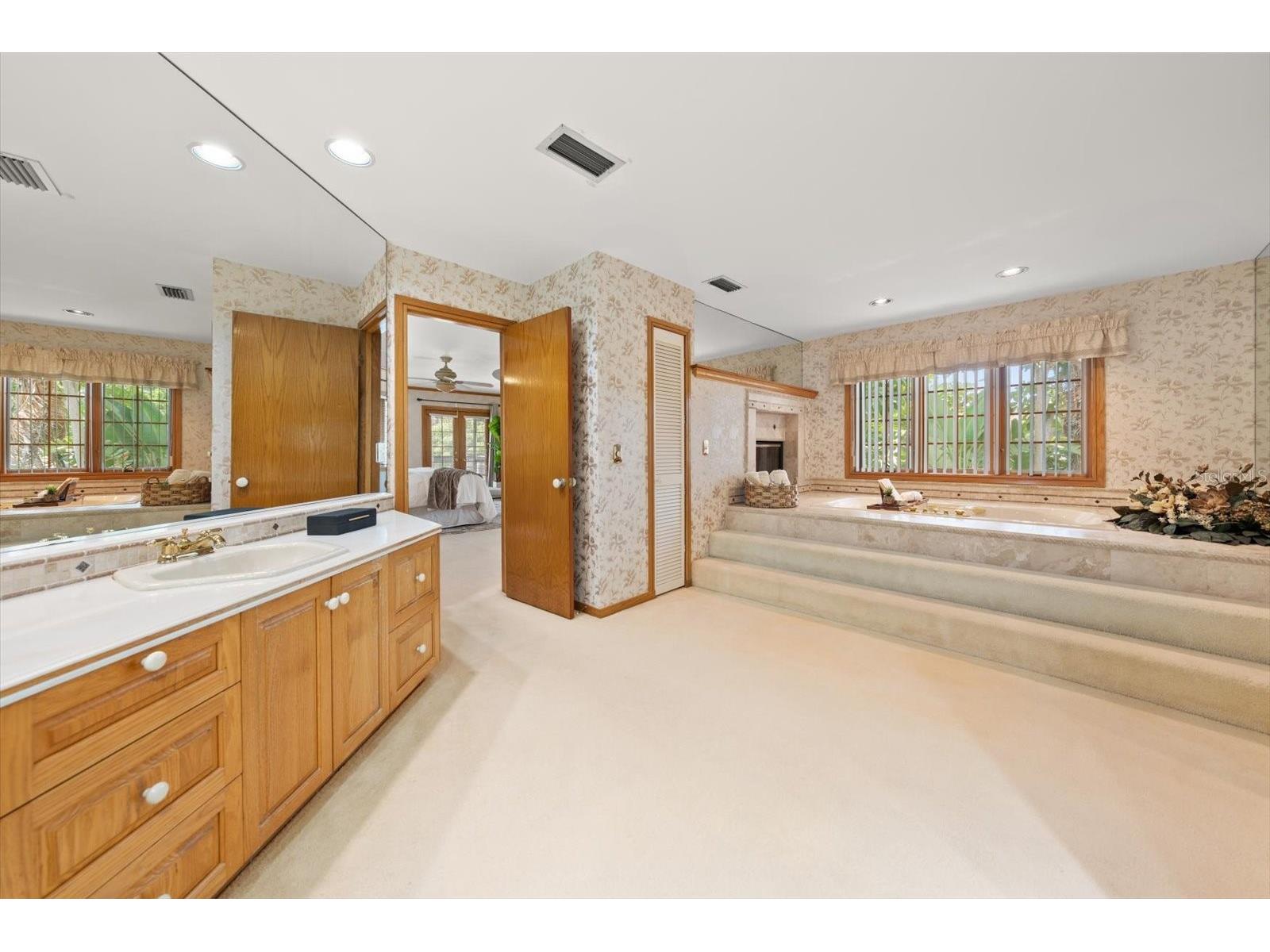 220 Harbor View Lane Largo FL 33770 - INTRACOASTAL TB8521648 image42