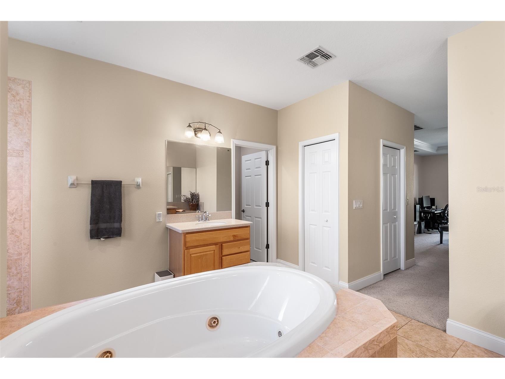 220 Hartridge Hills Dr Winter Haven FL 33881 P4939062 image37