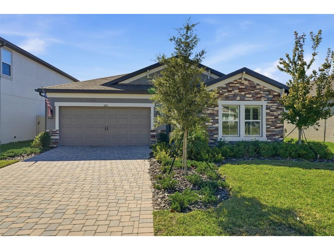 220 Hillshire Place Spring Hill FL 34609 TB8447673 image1