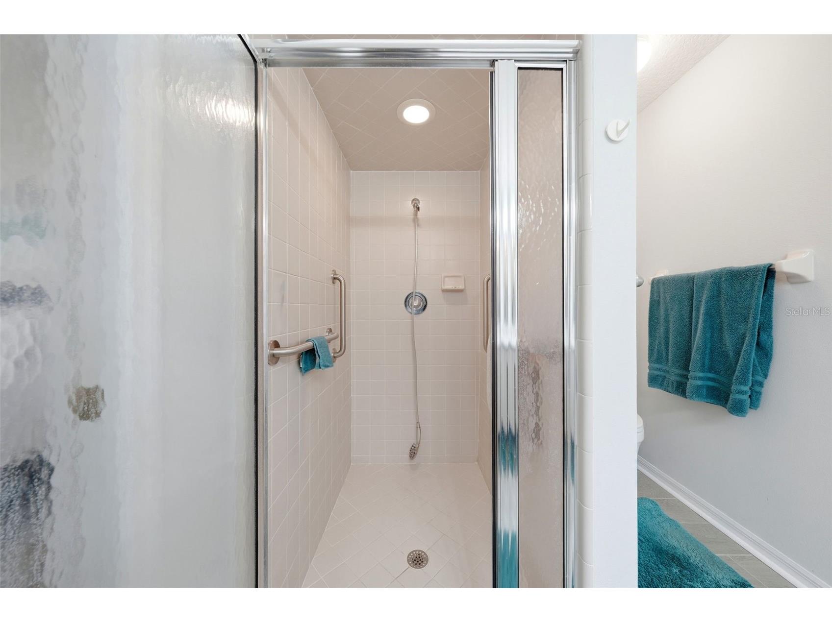 220 Juniper Way Tavares FL 32778 G5111216 image17